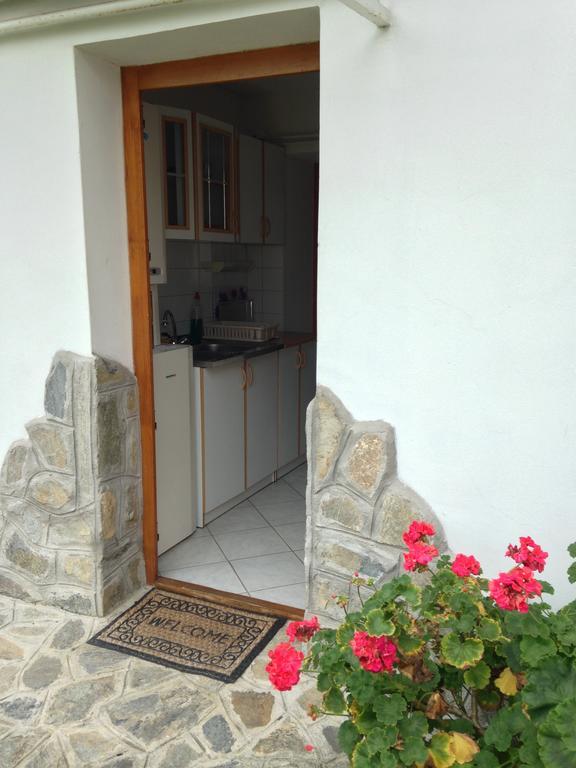 Petra Apartmanok Velem Room photo